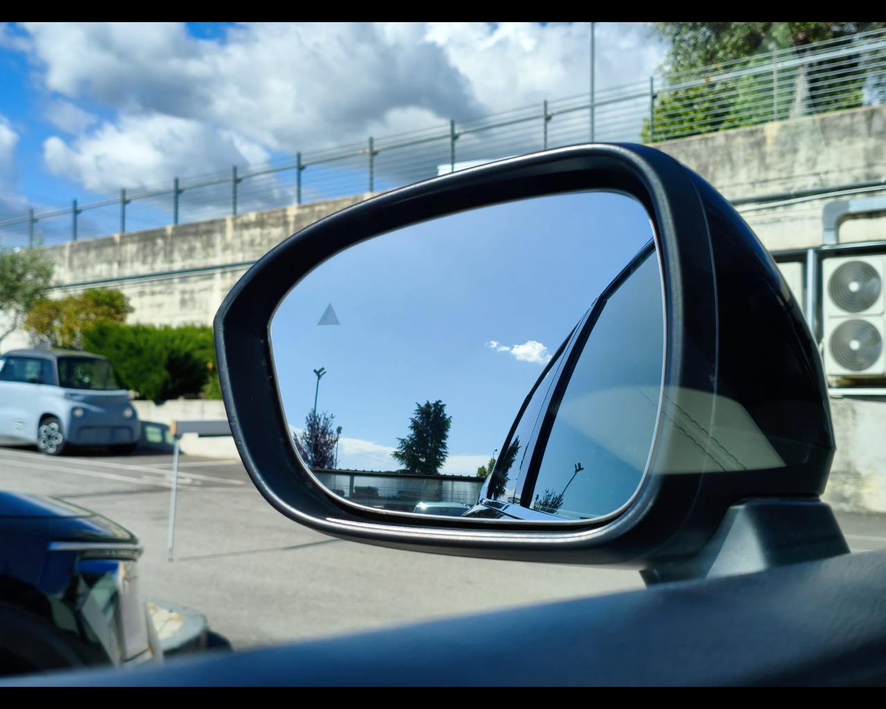 Foto NISSAN Qashqai 1.3 mhev Tekna 2wd 140cv