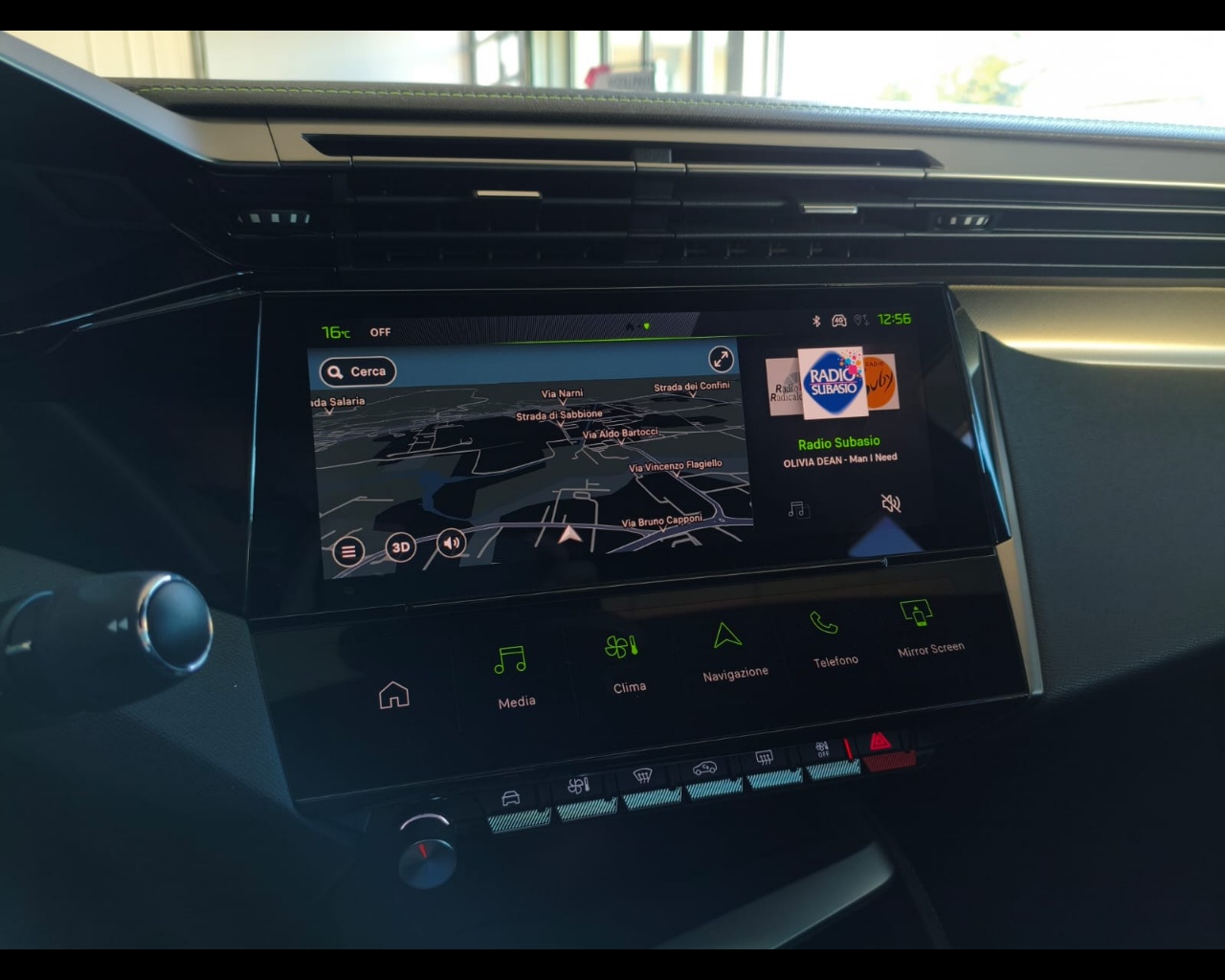 Foto PEUGEOT 408 1.2 hybrid GT 136cv e-dsc6