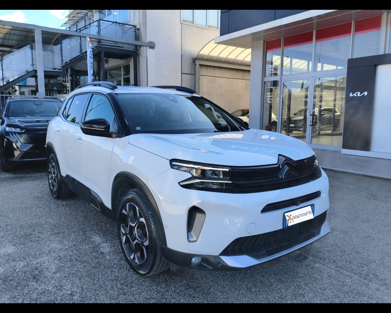 Foto CITROEN C5 Aircross 1.5 bluehdi Shine s&s 130cv eat8