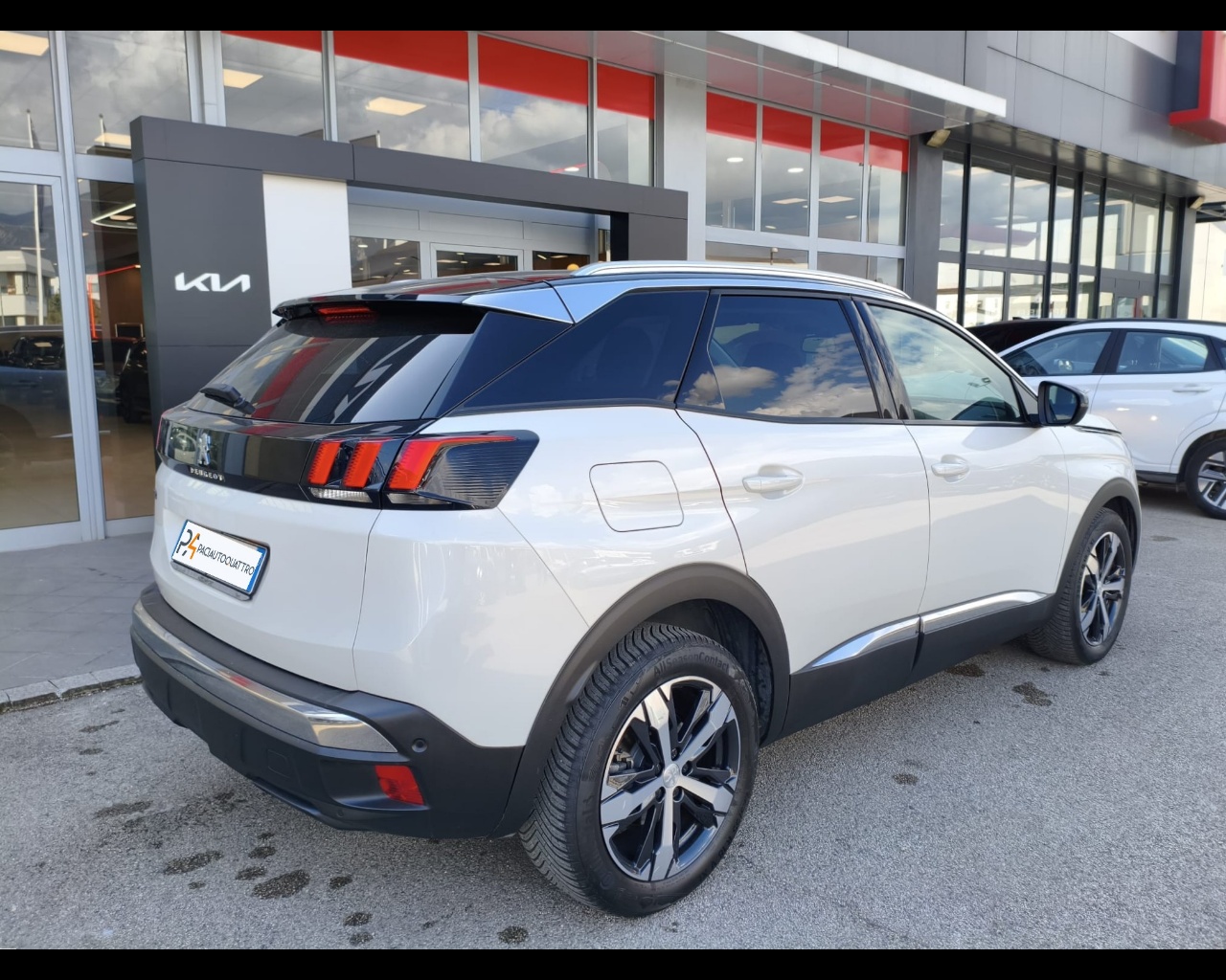 Foto PEUGEOT 3008 1.2 puretech t Allure s&s 130cv 