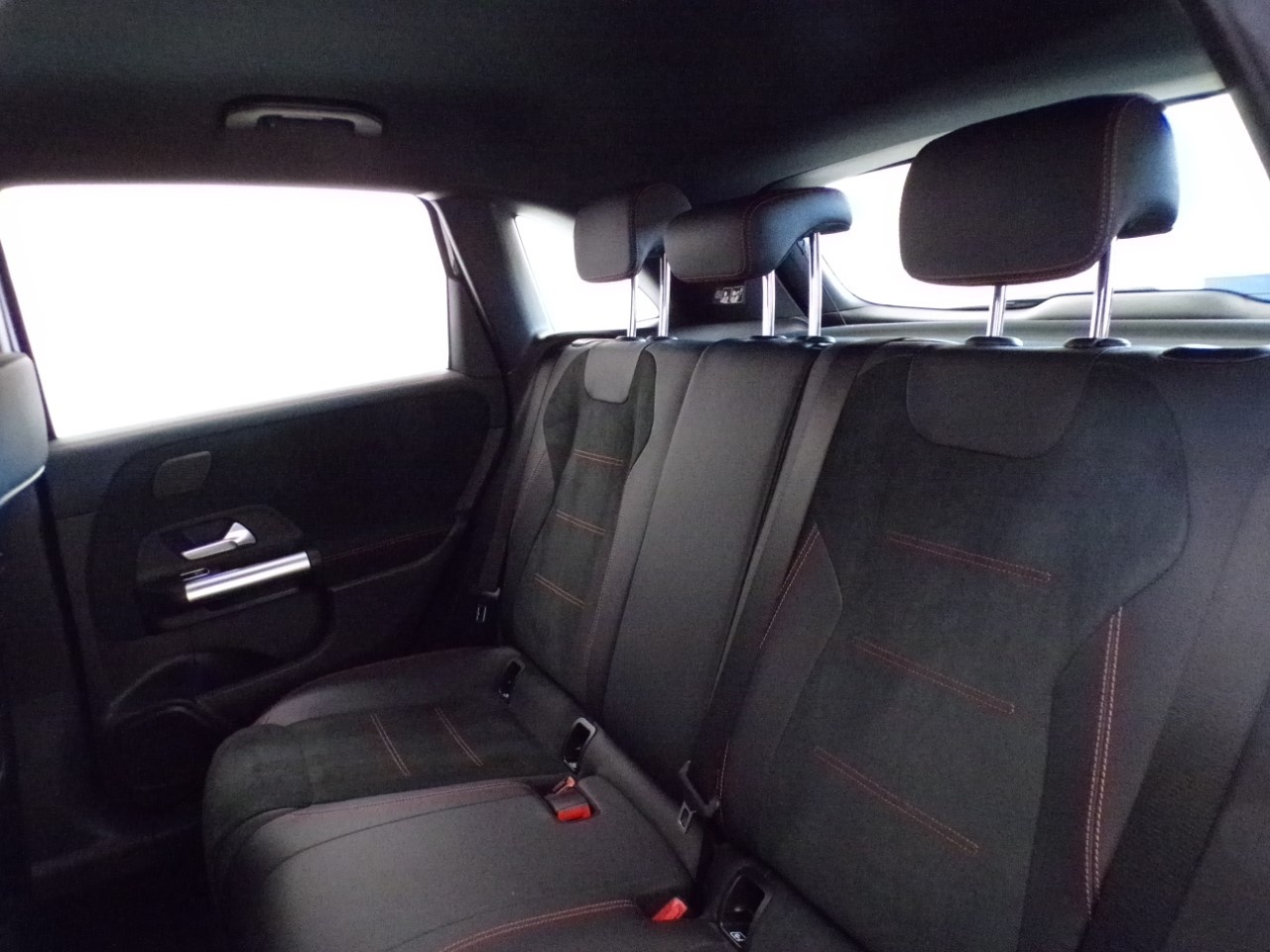 Mercedes Classe B 180 AMG Line Premium 7G-DCT - 15