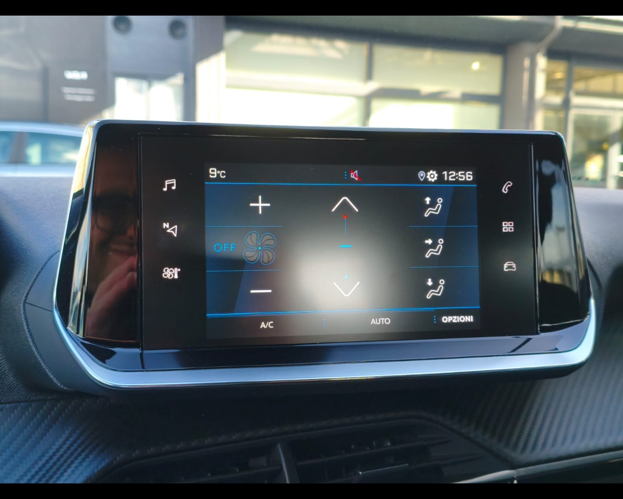 Foto PEUGEOT 2008 1.2 puretech Active Pack s&s 100cv GPL