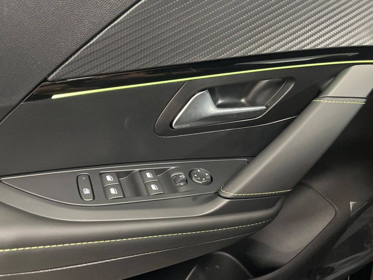 Peugeot 208 Nuovo Ibrido benzina 208 Verona