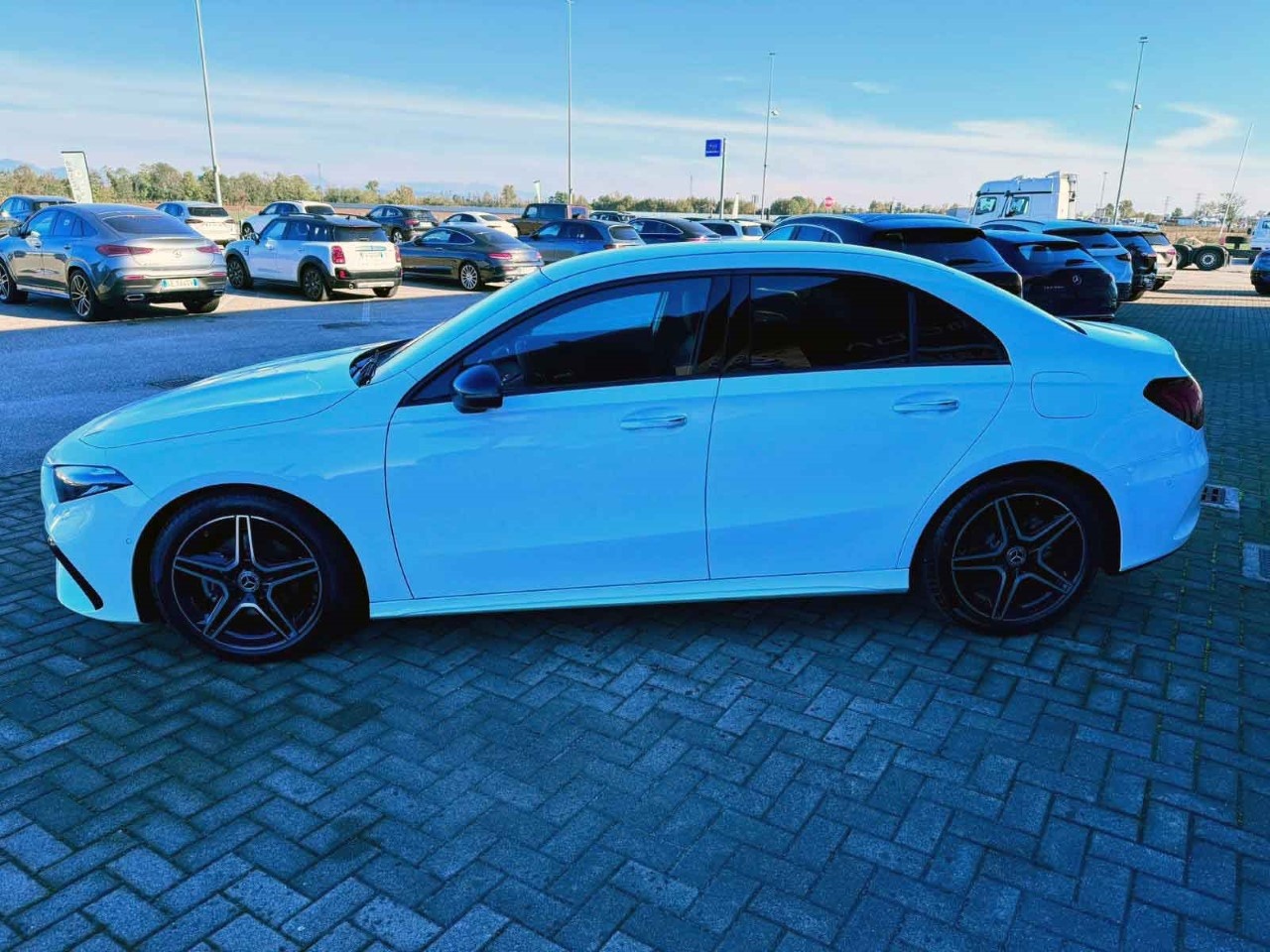 Mercedes Classe A Berlina Classe A 180 d Automatic Advanced Plus AMG Line - 4