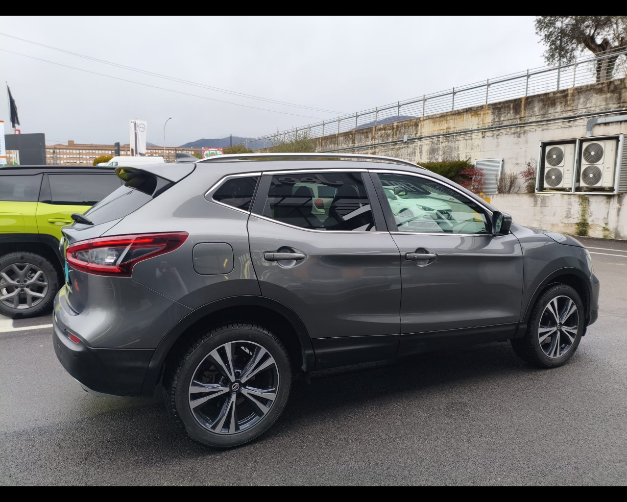 Foto NISSAN Qashqai 1.3 dig-t N-Connecta 140cv
