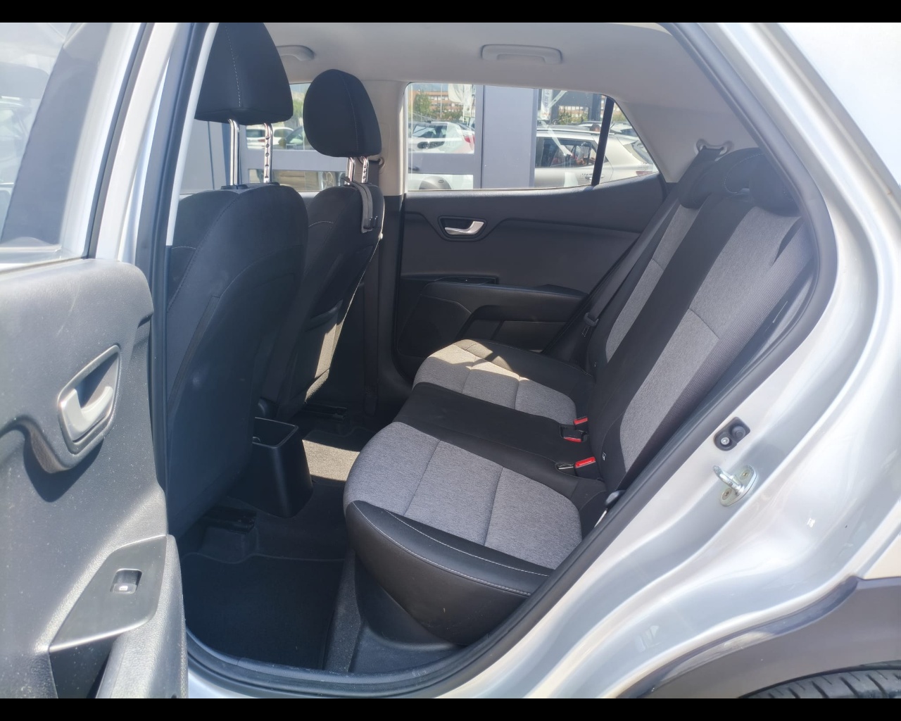 Foto KIA Stonic 1.2 dpi Urban s/Smart Pack gpl 82cv
