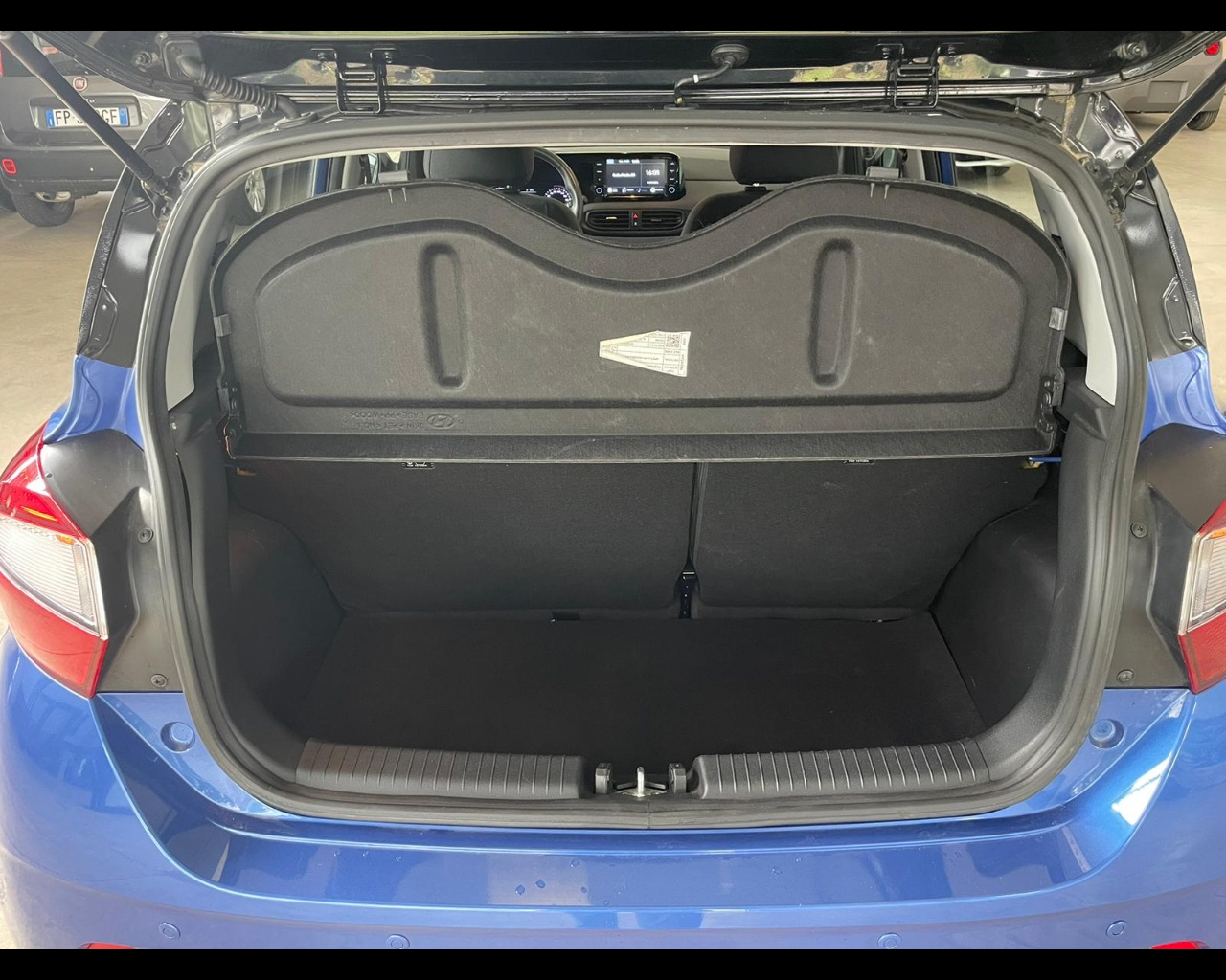 Foto HYUNDAI i10 1.0 mpi Tech Connect Pack