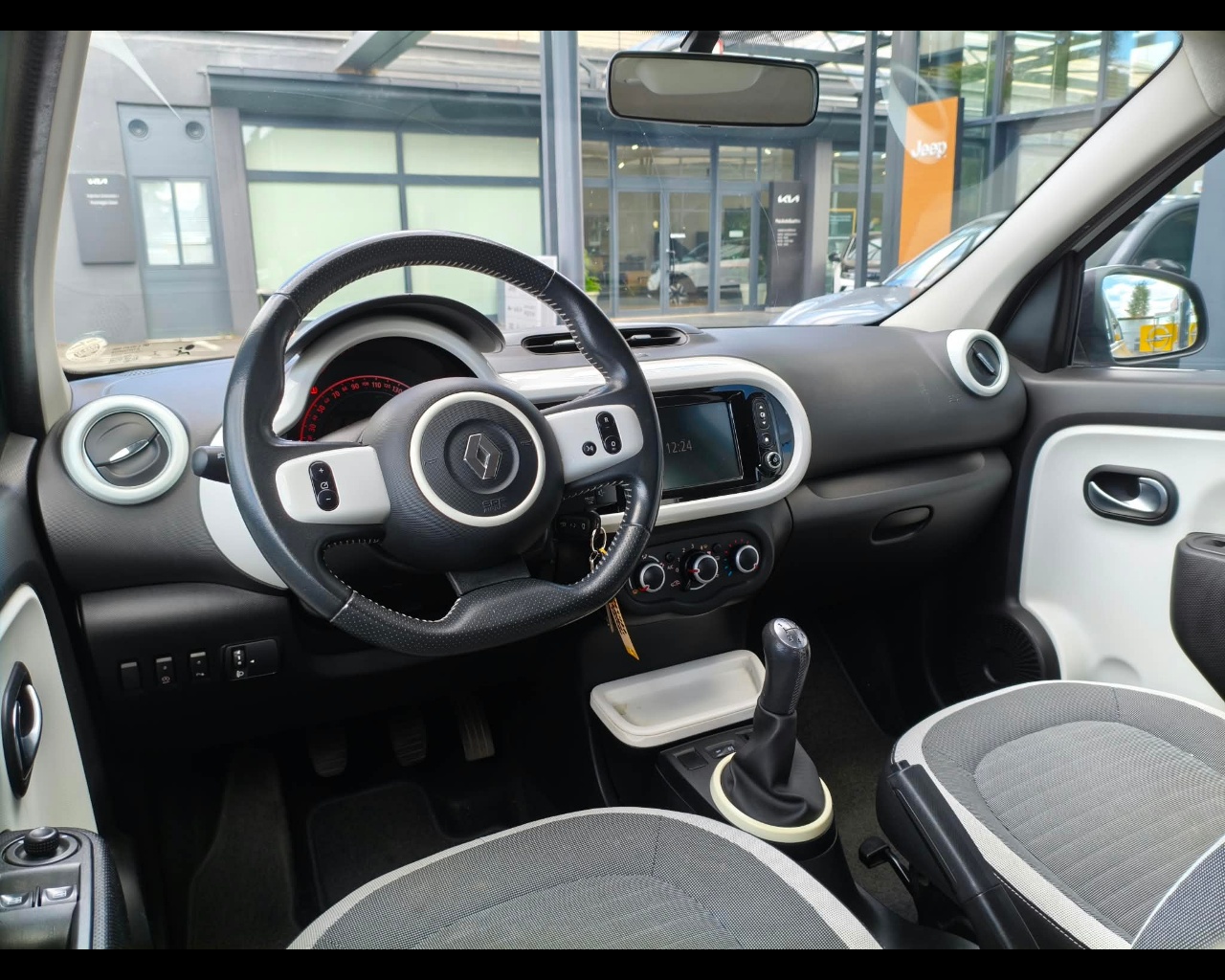 Foto RENAULT Twingo 1.0 sce Lovely2 s&s 69cv