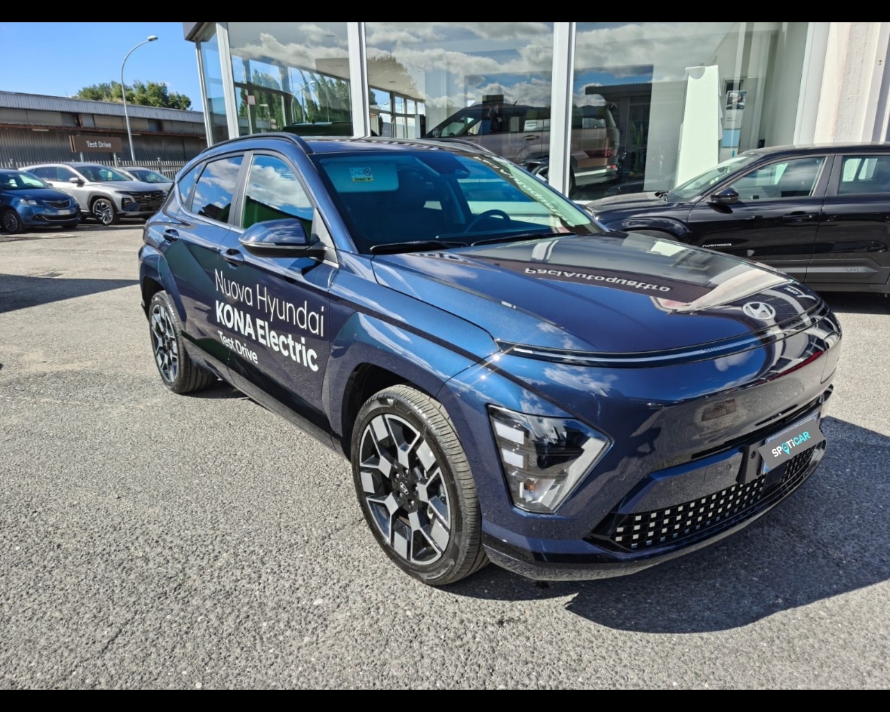 Foto HYUNDAI KONA EV MY25 EXCLUSIVE 64,8 KWH+HP