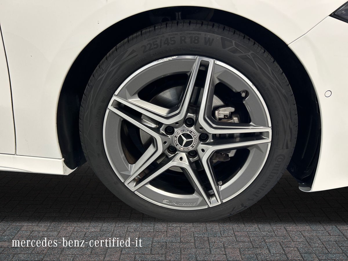 Mercedes Classe A A 180 d AMG Line Advanced auto - 17