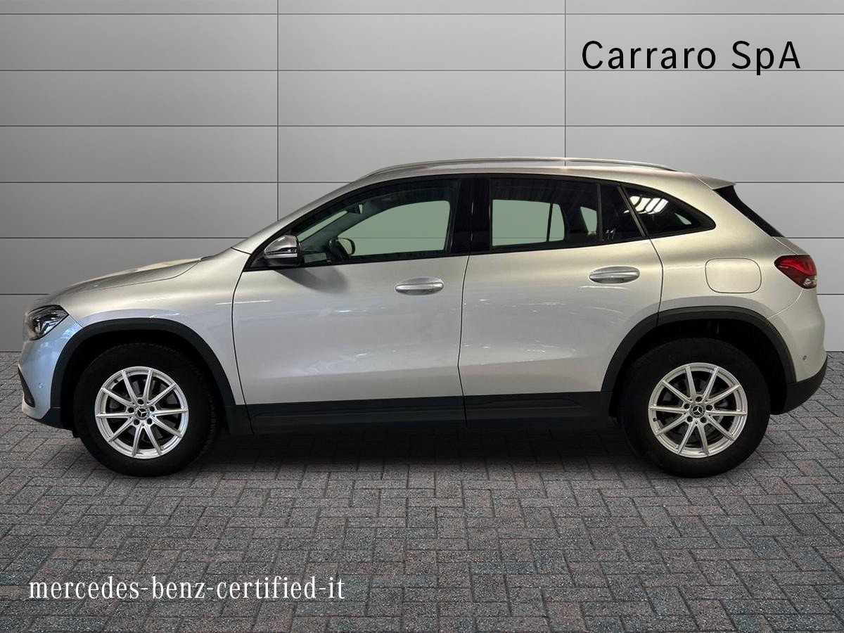 Mercedes GLA GLA 180 D Business Extra 8G-DCT - 6