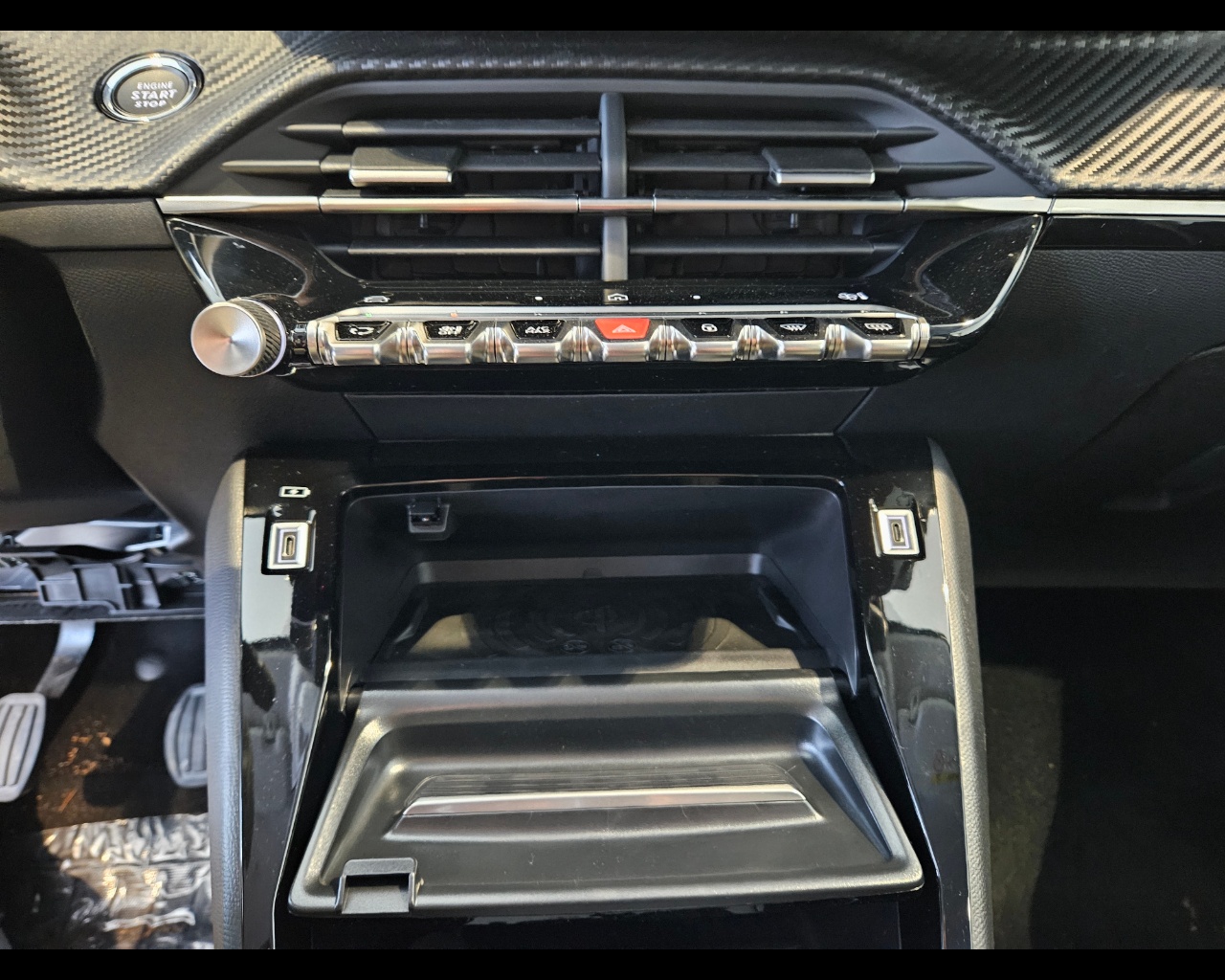 PEUGEOT 208 5P – ALLURE PureTech 100 S&S Benzina Aziendale - 9