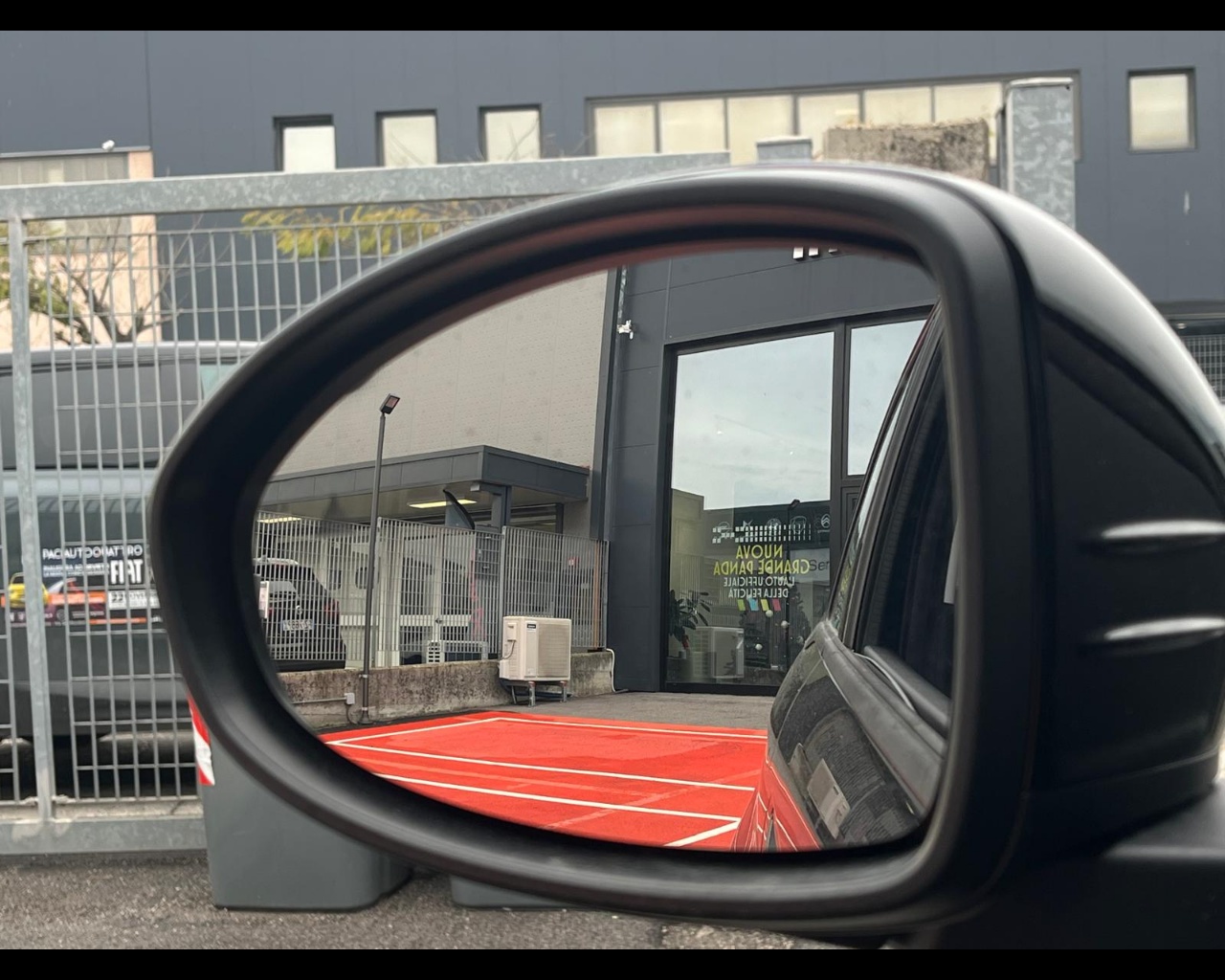 Foto FIAT 500 e Hatchback my25 320 Berlina+Pack tech