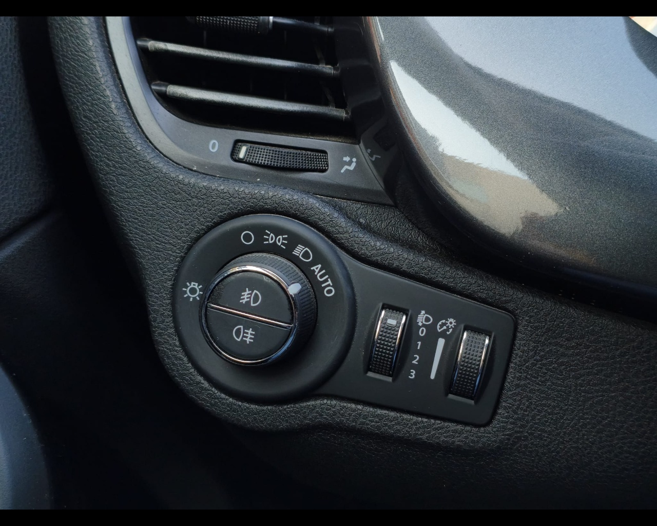 Foto FIAT 500X 1.6 mjt City Cross 4x2 120cv