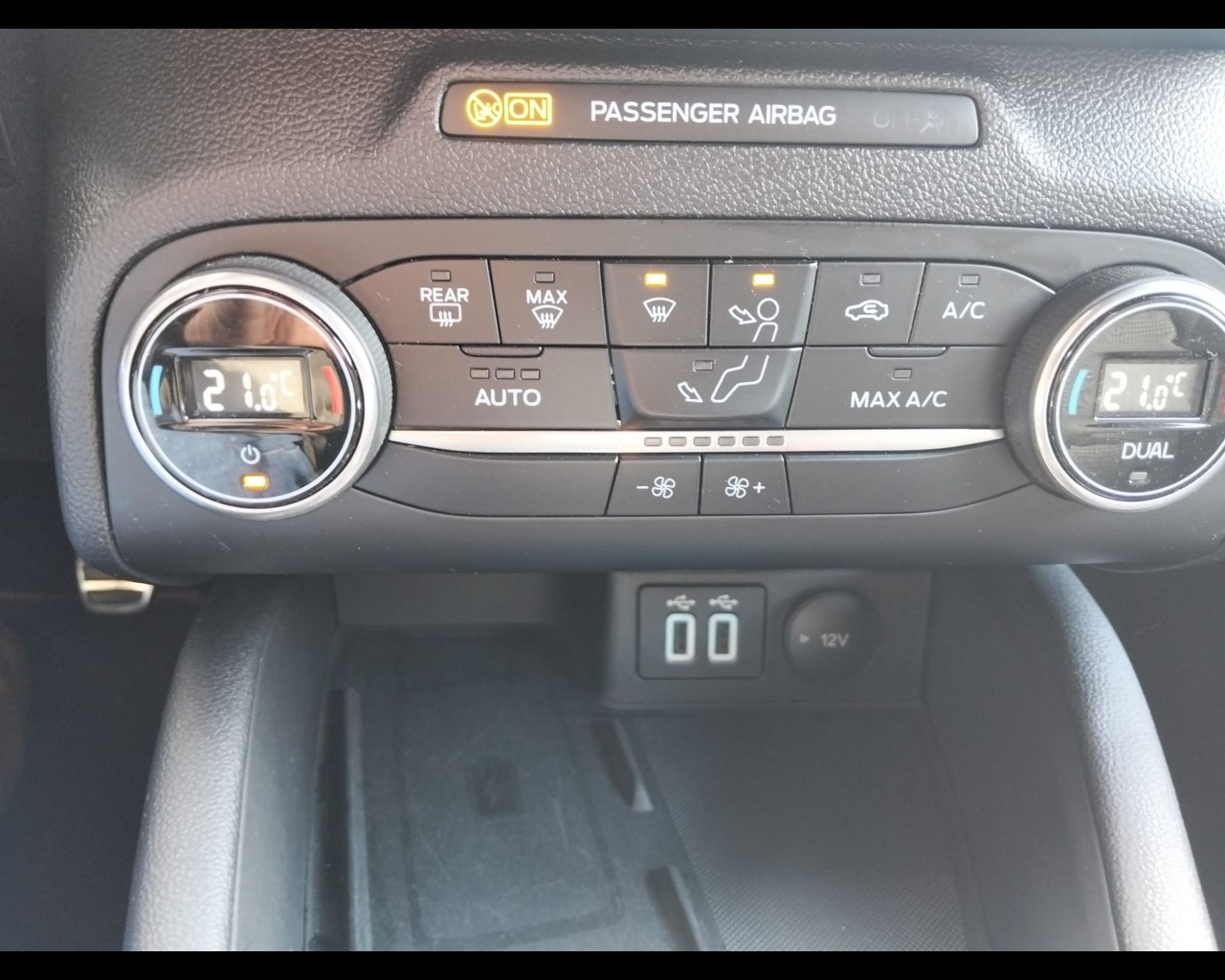 FORD Focus 4ª serie Focus 1.0 EcoBoost Hybrid 155 CV 5p. ST-Line X benzina usato - 9