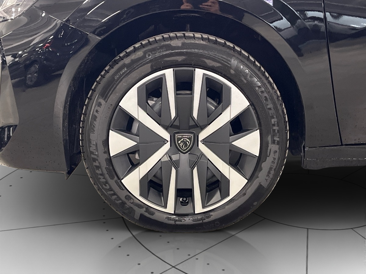 Peugeot 208 Nuovo Ibrido benzina 208 Verona