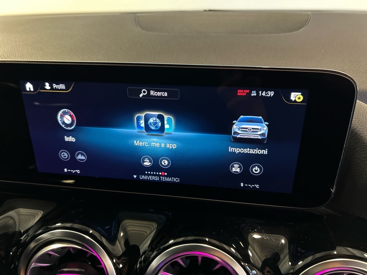 Mercedes GLA GLA 200 D Premium 8G-DCT - 12