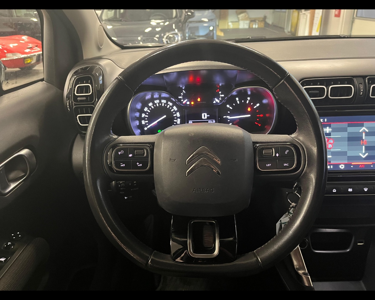 Foto CITROEN C3 Aircross 1.5 bluehdi Shine s&s 110cv