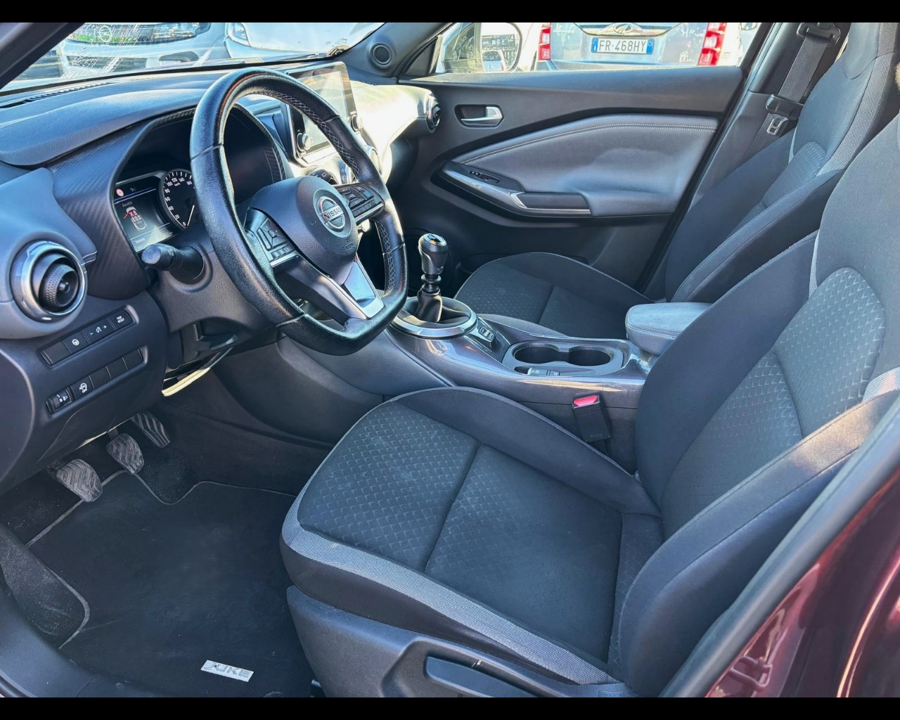 Foto NISSAN Juke 1.0 dig-t N-Connecta 114cv