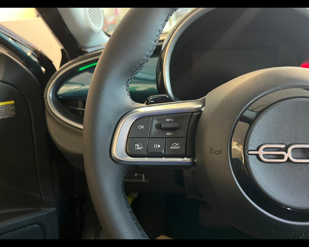 Foto FIAT 600 Hybrid 600 Serie SpecialeIcon - Configurazione Non Ordinabile