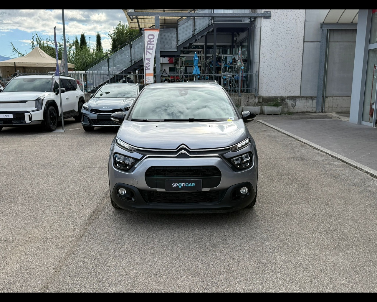 Foto CITROEN C3 1.2 puretech Max s&s 110cv