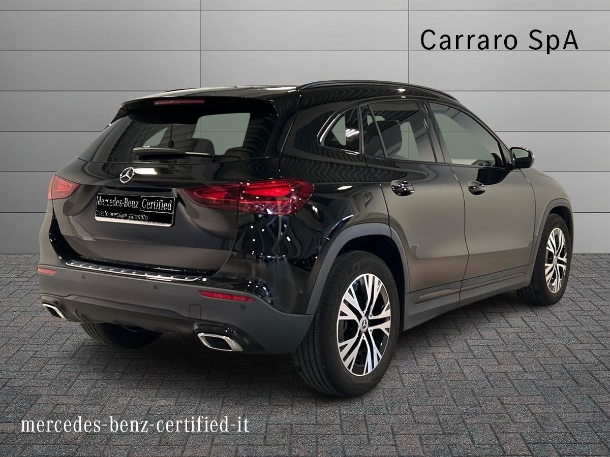 Mercedes  GLA 200 D Progressive Advanced 8G-DCT - 2