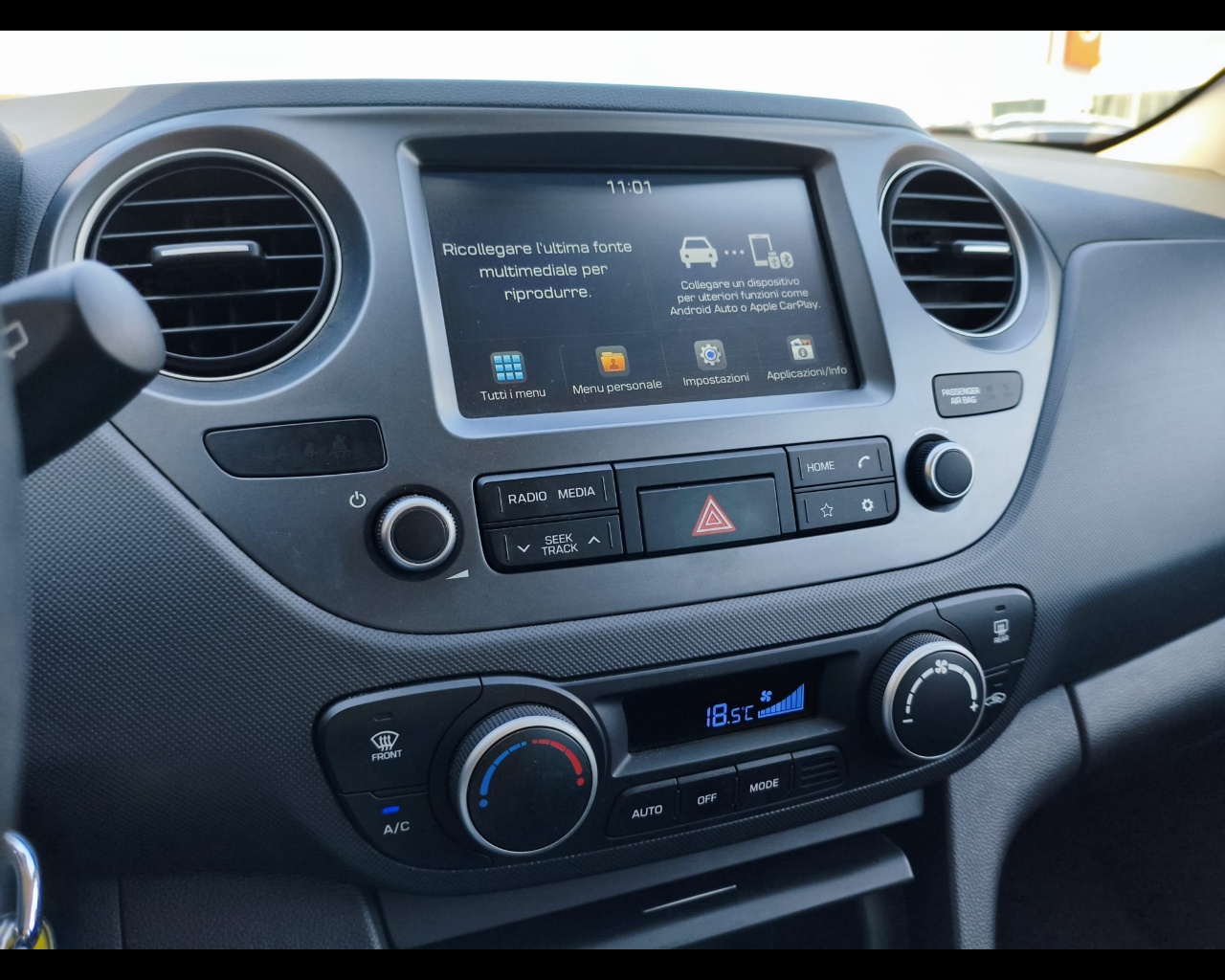 Foto HYUNDAI i10 1.0 Prime