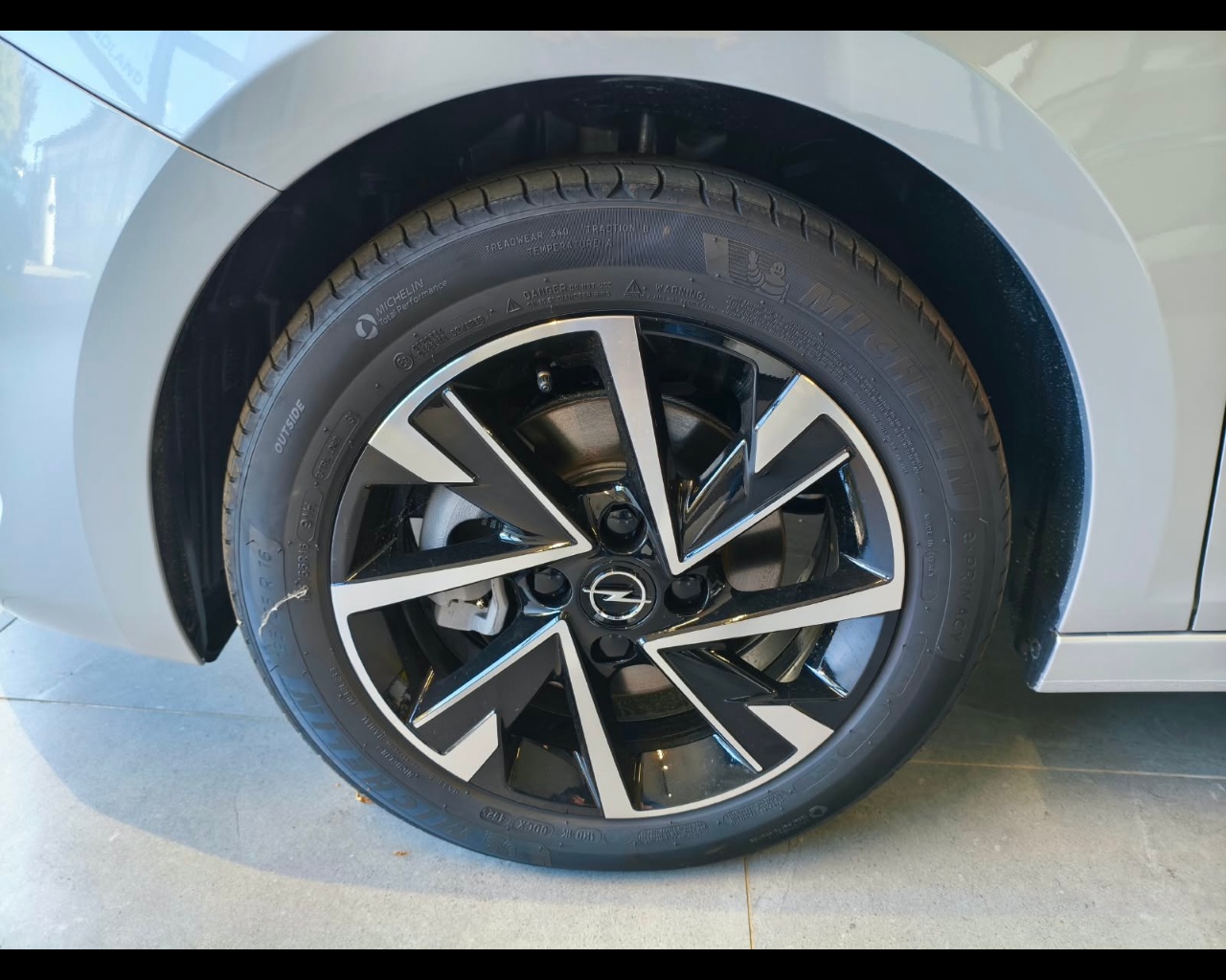 Foto OPEL Nuova Corsa GS Hybrid 145CV DTC6