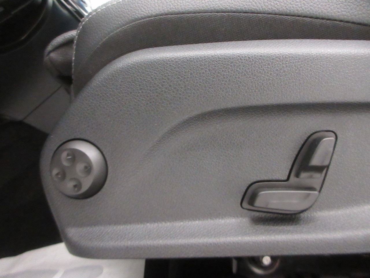 Mercedes GLC GLC SUV 200 D Sport 4Matic 9G-Tronic Plus - 13