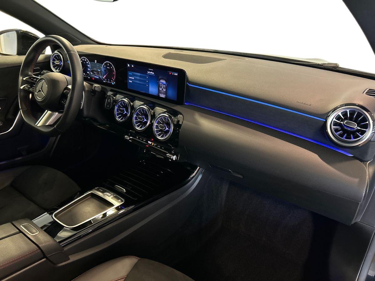 Mercedes Classe A Classe A 180 D Advanced Plus AMG Line 8G-DCT - 15