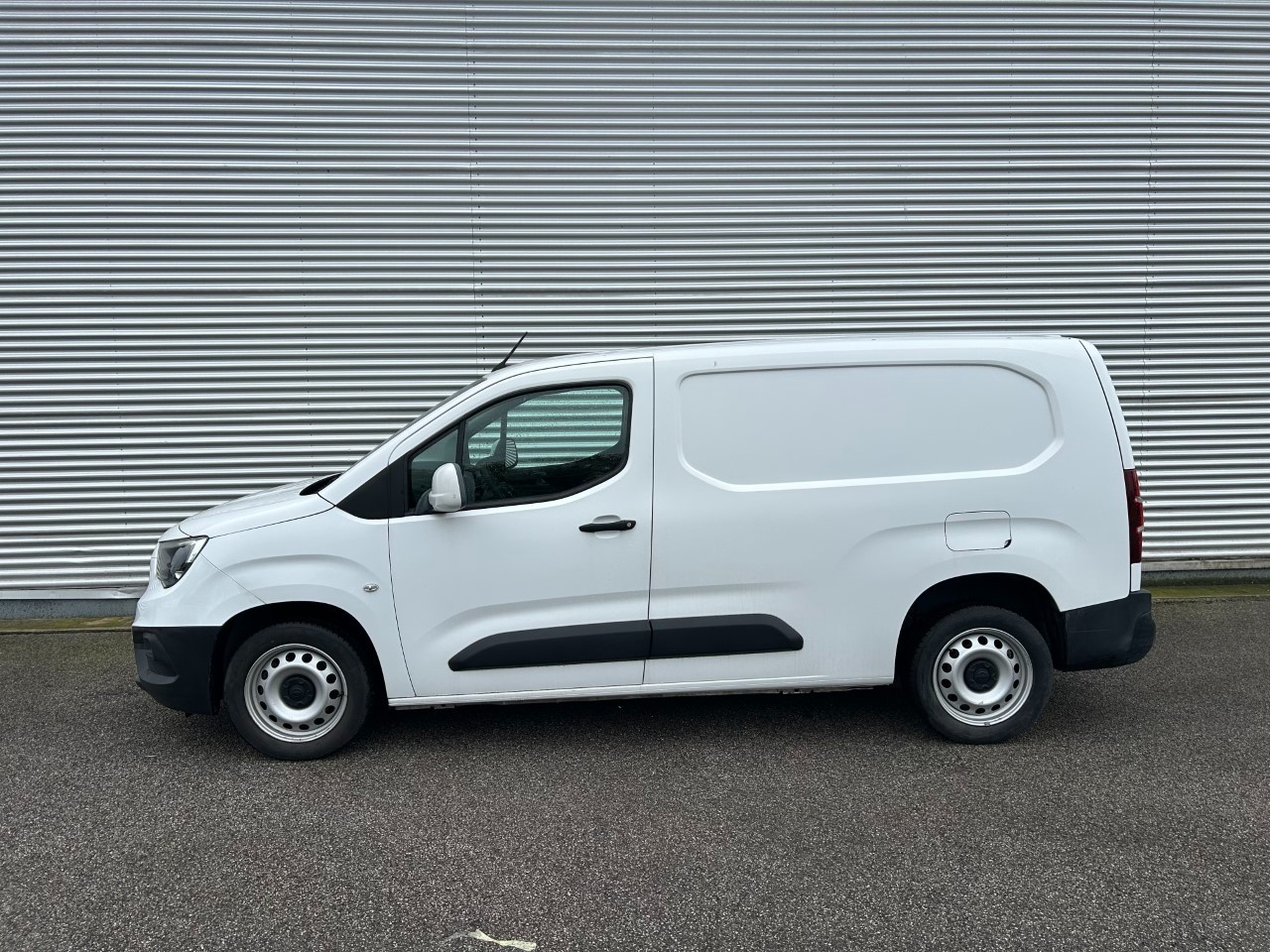 Opel Combo IV Combo cargo 1.6d 100cv XL S&S L2H1 mt5 E6.1 - 6