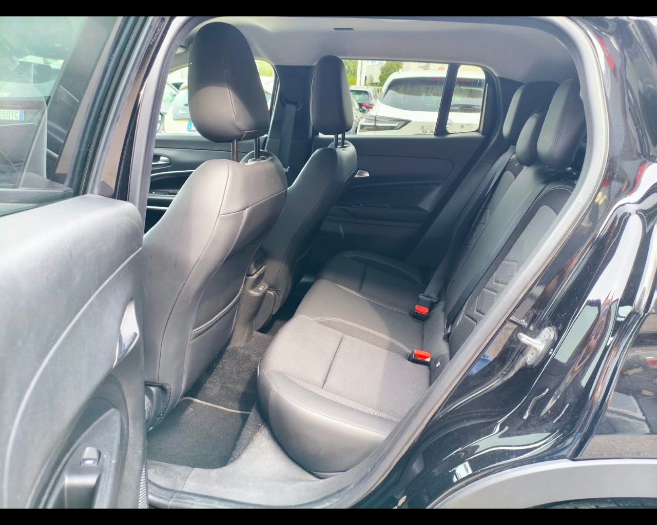 Foto JEEP Avenger 1.2 turbo e-hybrid mhev Summit fwd 110cv edct6