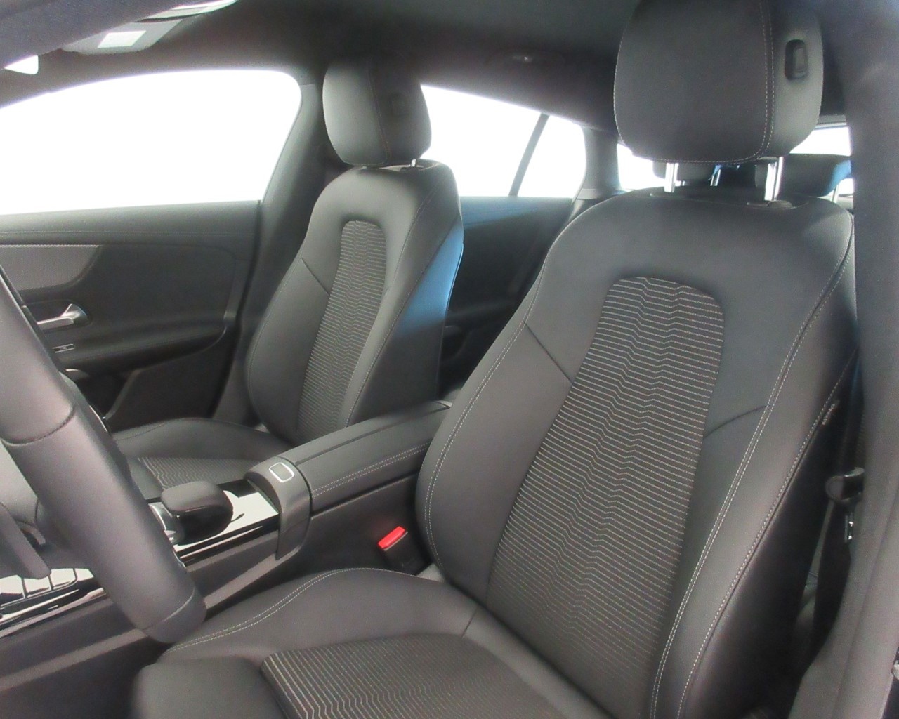 Mercedes CLA Shooting Brake CLA Shooting Brake 200 D Sport 8G-DCT - 12