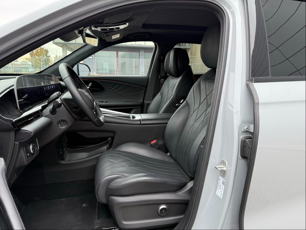 Omoda OMODA 9 9 PHEV - 1.5TGDI - Premium (AWD) - 9