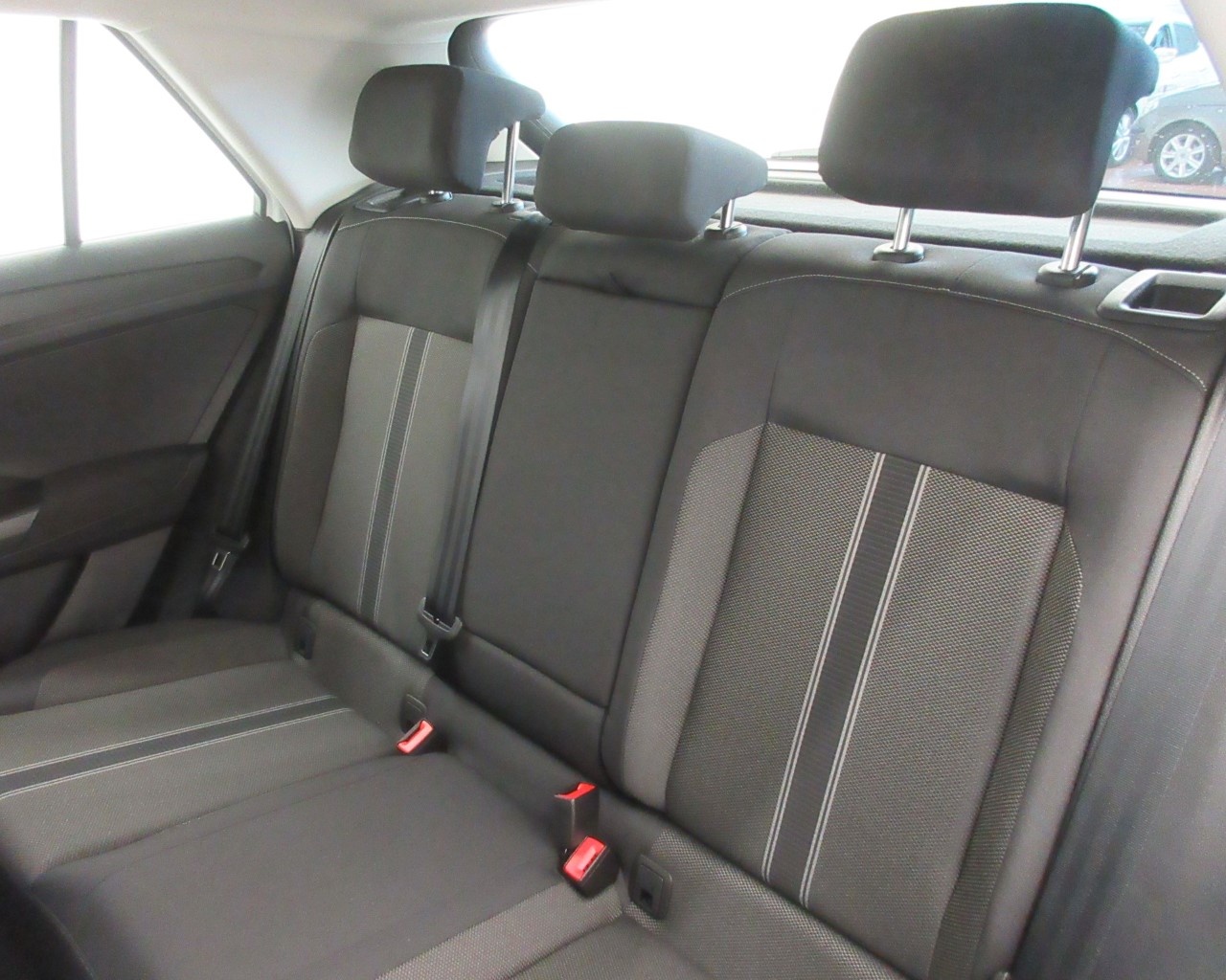Volkswagen T-Roc T-Roc 1.0 TSI 110cv Business - 13
