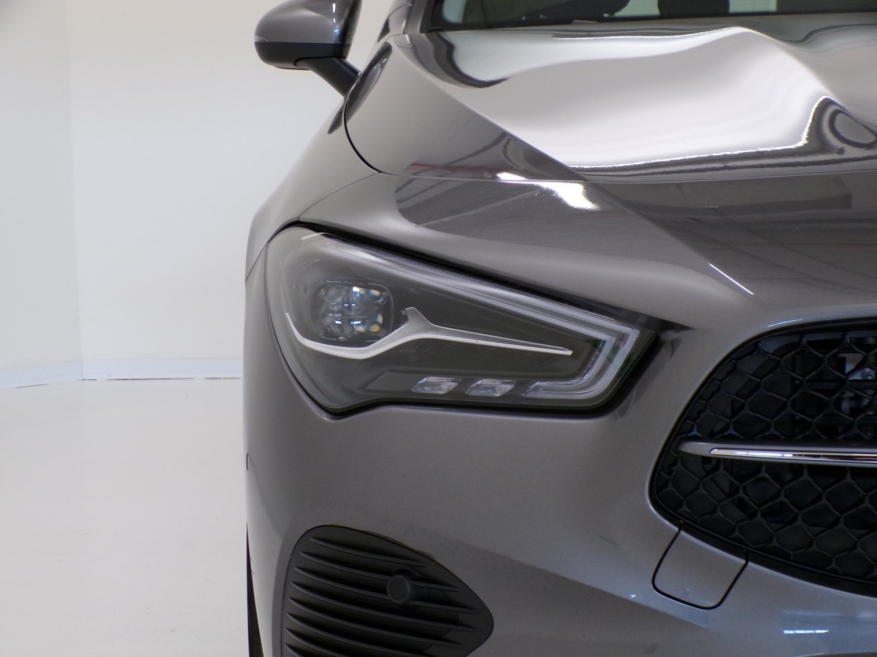 Mercedes  CLA Shooting Brake 180 D Advanced 8G-DCT - 5