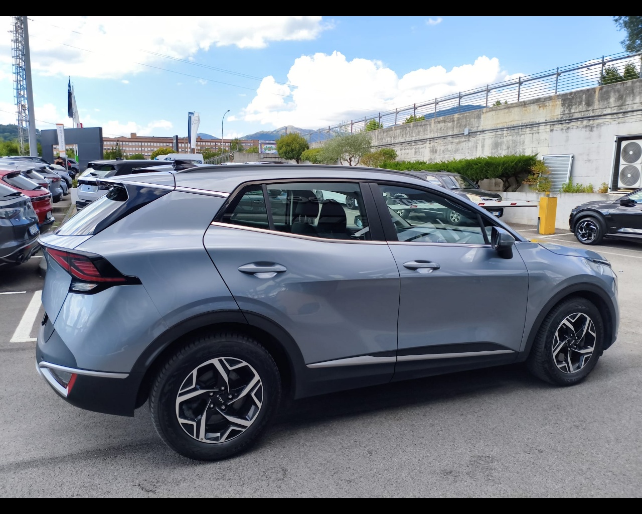 Foto KIA Sportage 1.6 crdi mhev Business imt