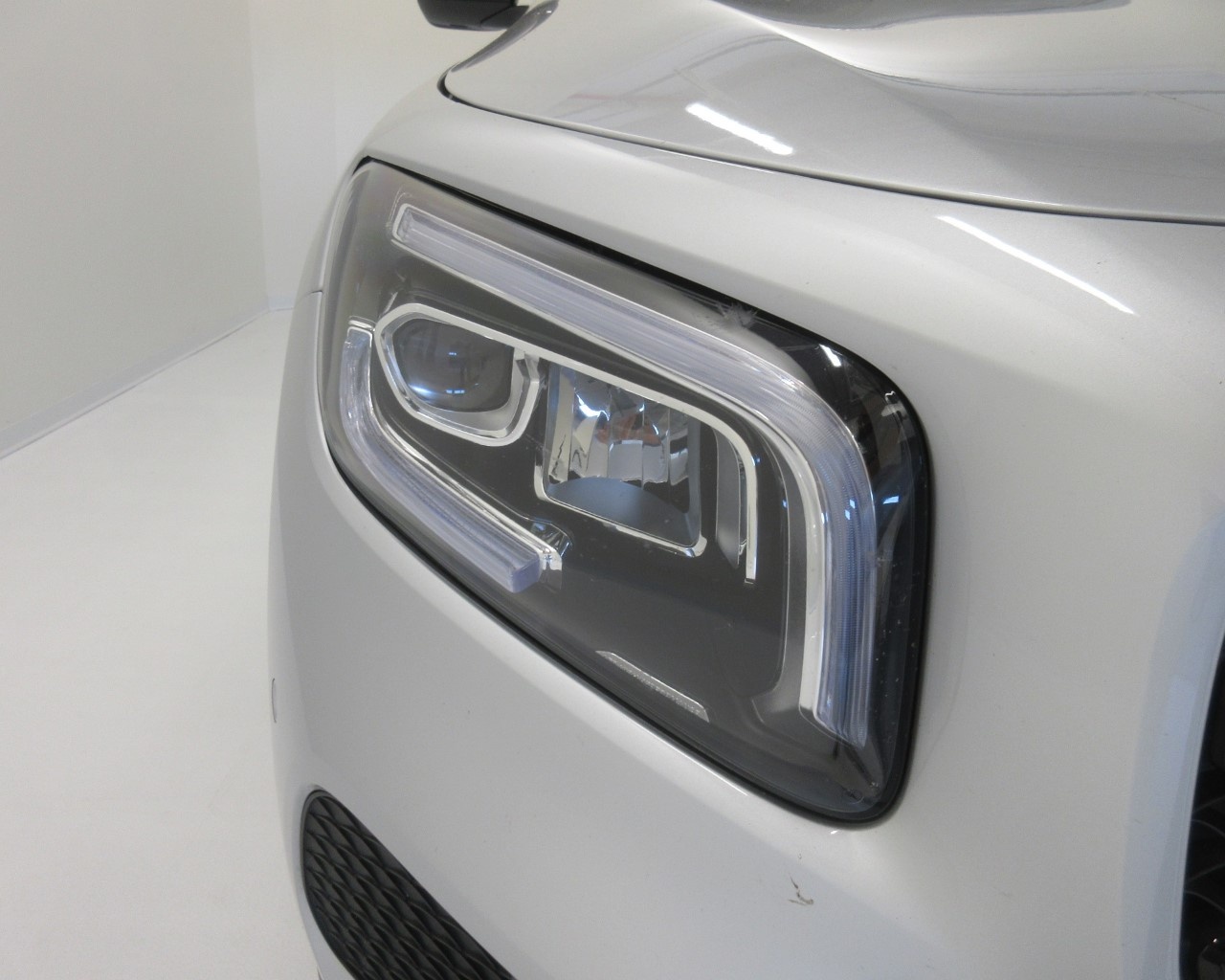 Mercedes GLB GLB 180 D Sport Plus 8G-DCT - 5