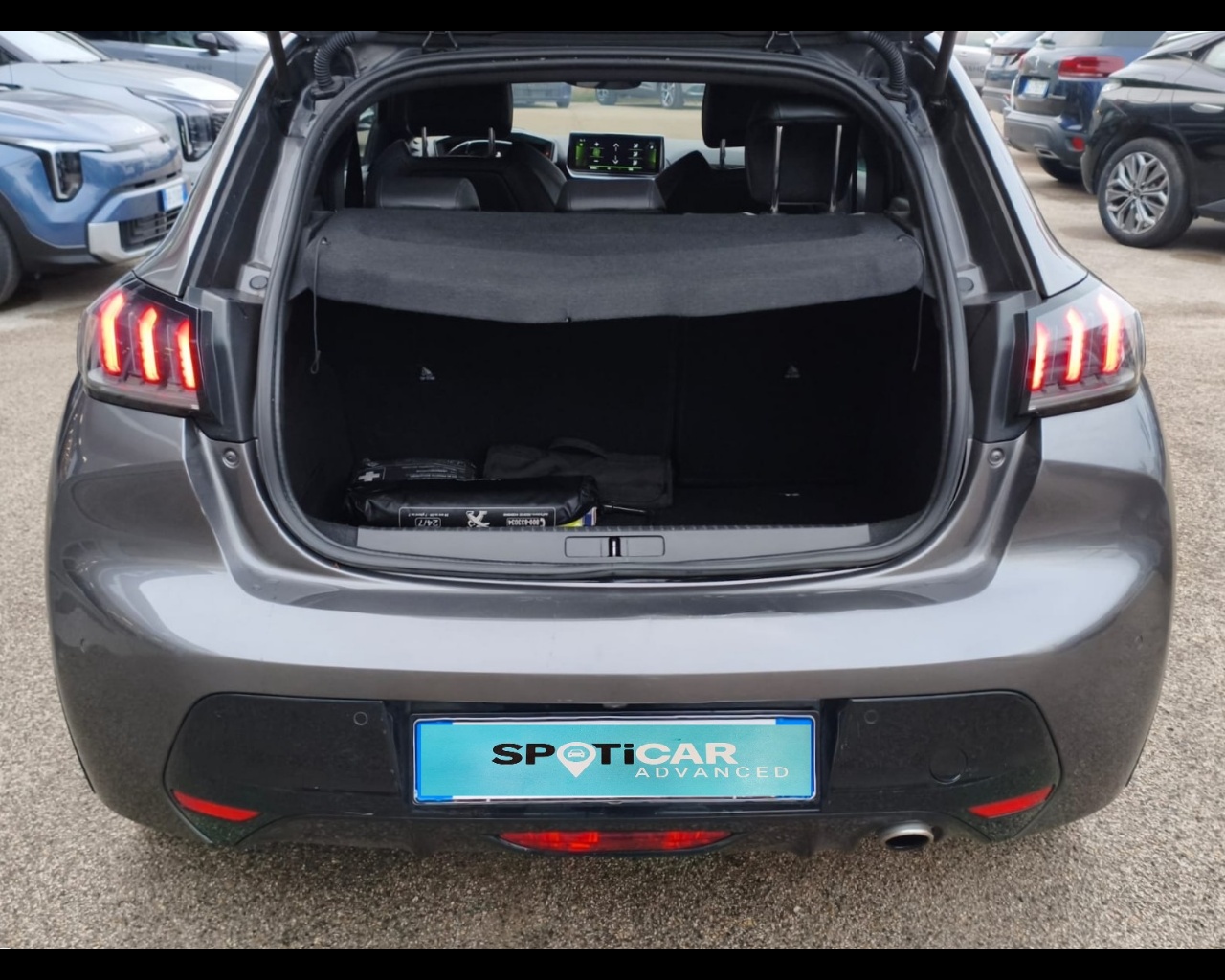 Foto PEUGEOT 208 1.5 bluehdi GT Pack s&s 100cv