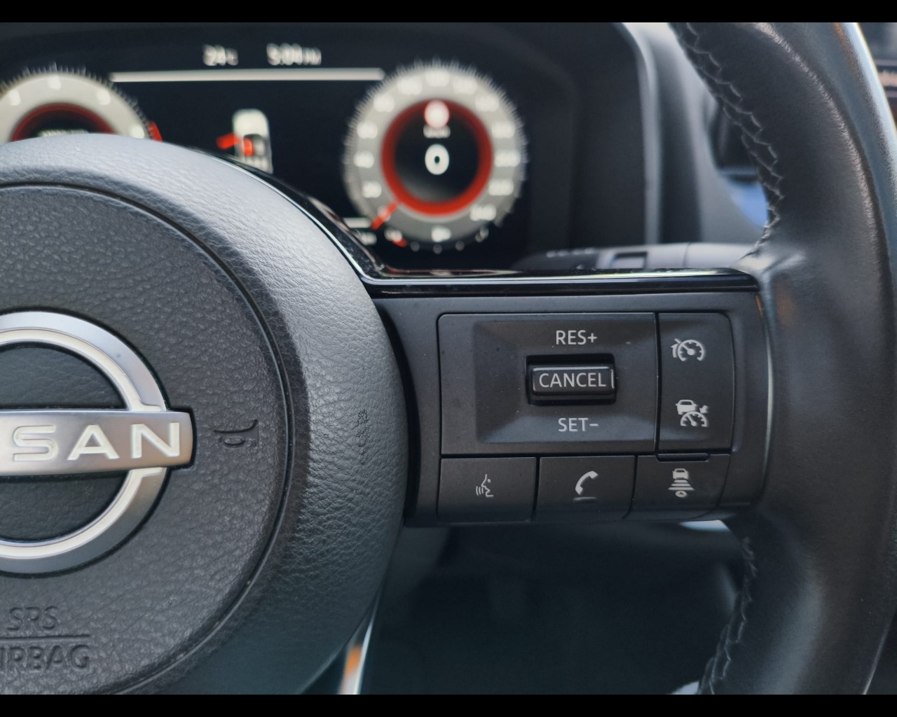 Foto NISSAN Qashqai 1.3 mhev N-Connecta 2wd 140cv