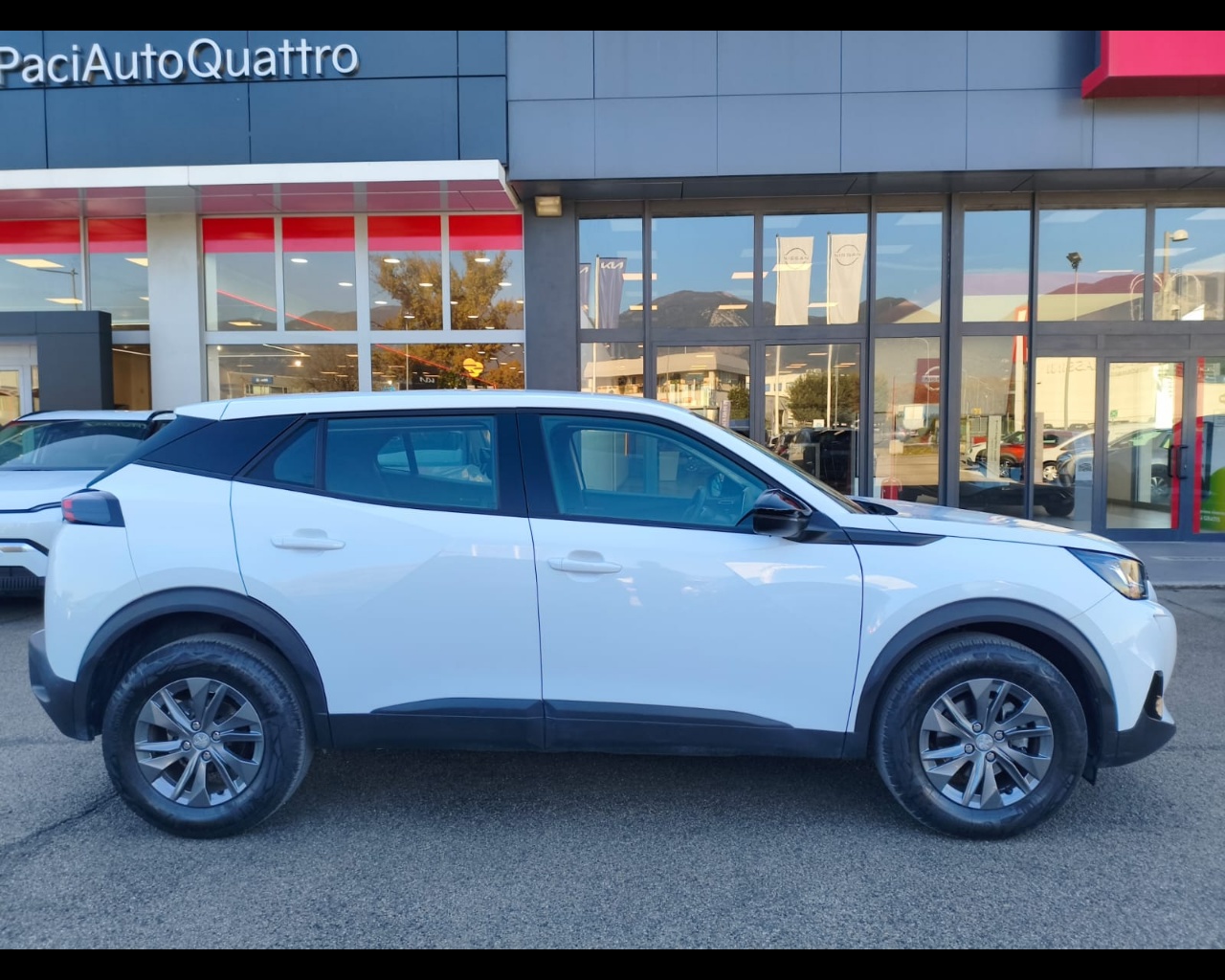 Foto PEUGEOT 2008 1.2 puretech Active Pack s&s 100cv