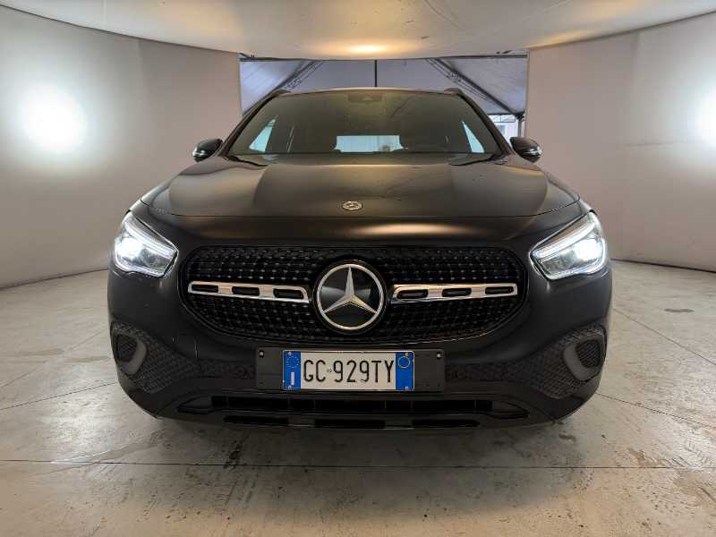 Gla - H247 - Gla 180 D Business Auto