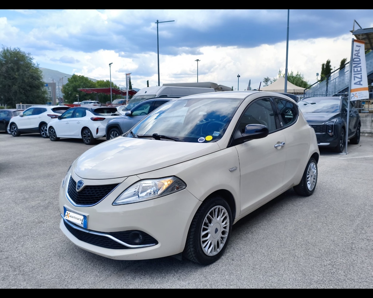 LANCIA Ypsilon 1.2 Gold ecochic Gpl 69cv Usata