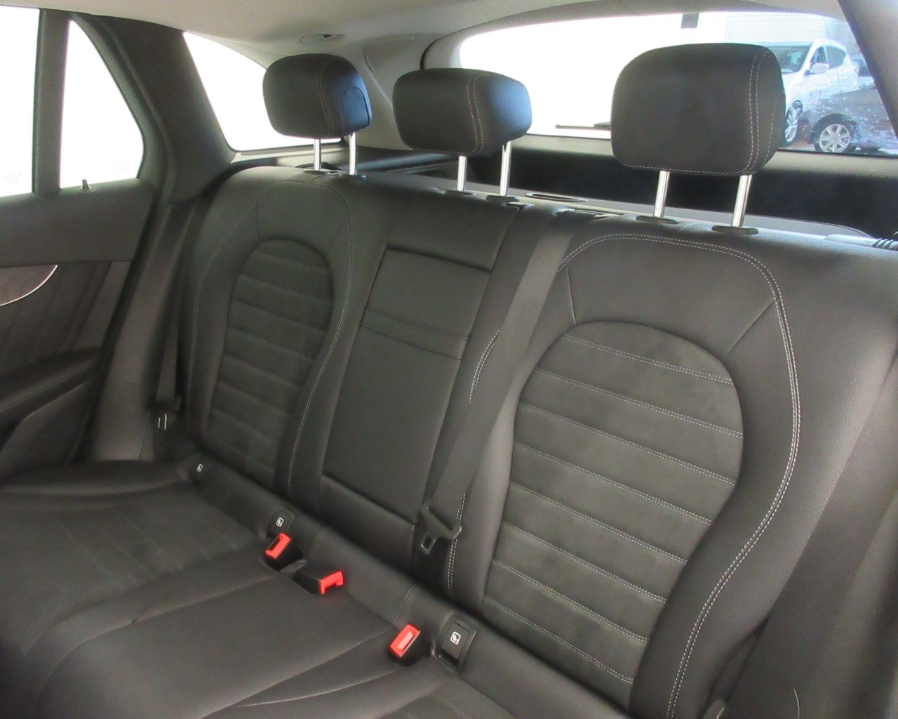 Mercedes GLC GLC SUV 300 de Plug in hybrid (de EQ-POWER) Premium 4Matic 9G-Tronic Plus - 14