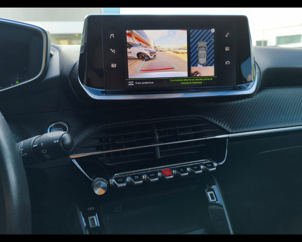 Foto PEUGEOT 2008 1.5 bluehdi Allure s&s 110cv