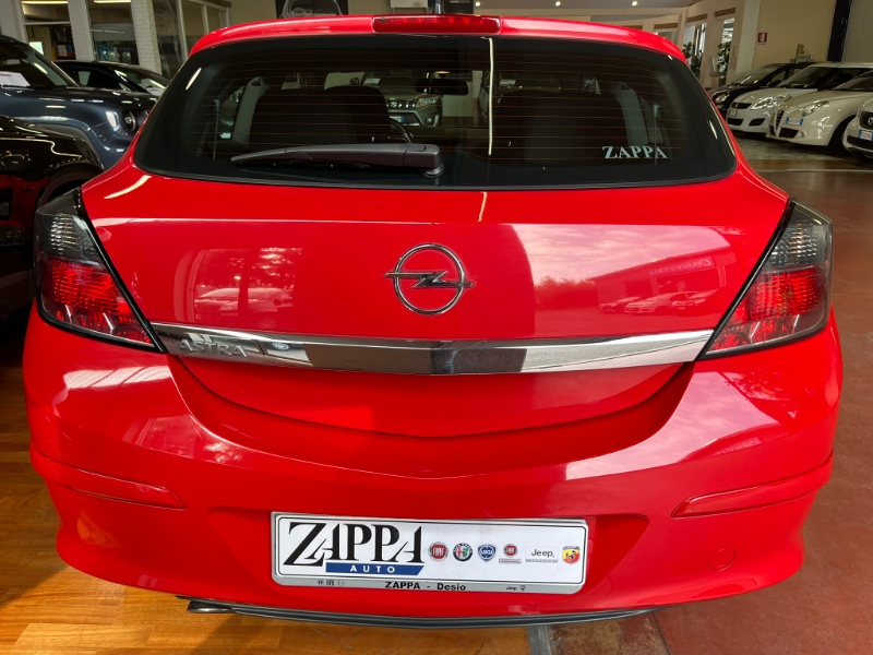 OPEL – Astra GTC 1.9 16V CDTI 150CV 3 porte Sport
