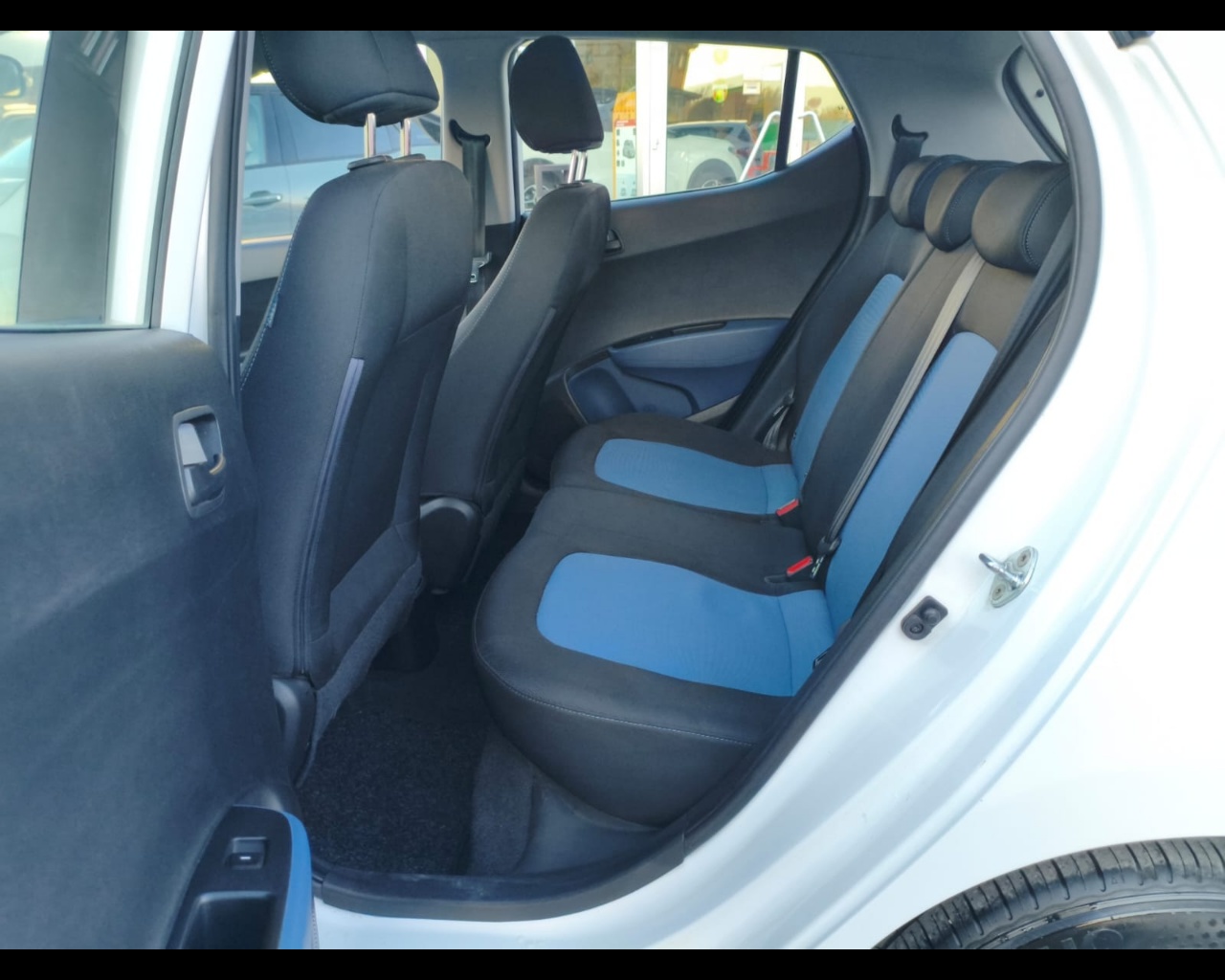 Foto HYUNDAI i10 1.0 Login econext Gpl E6
