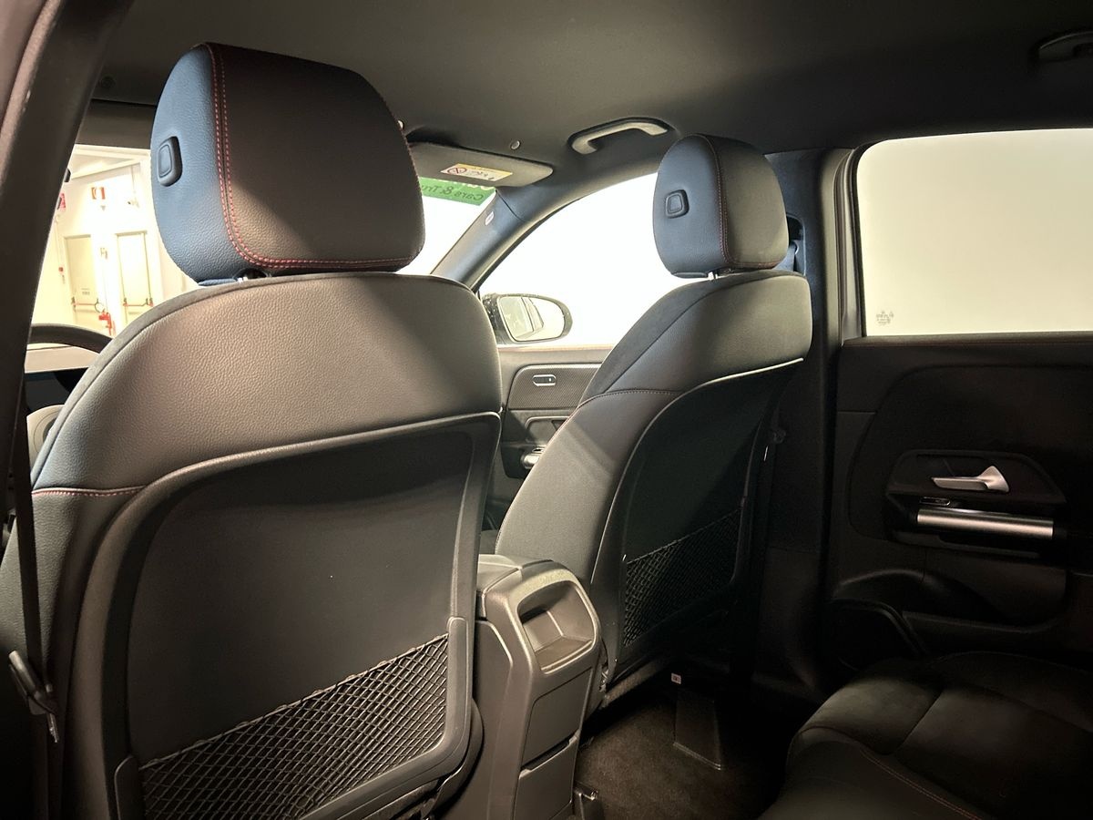 Mercedes  GLA 200 D AMG Line Advanced Plus 8G-DCT - 18