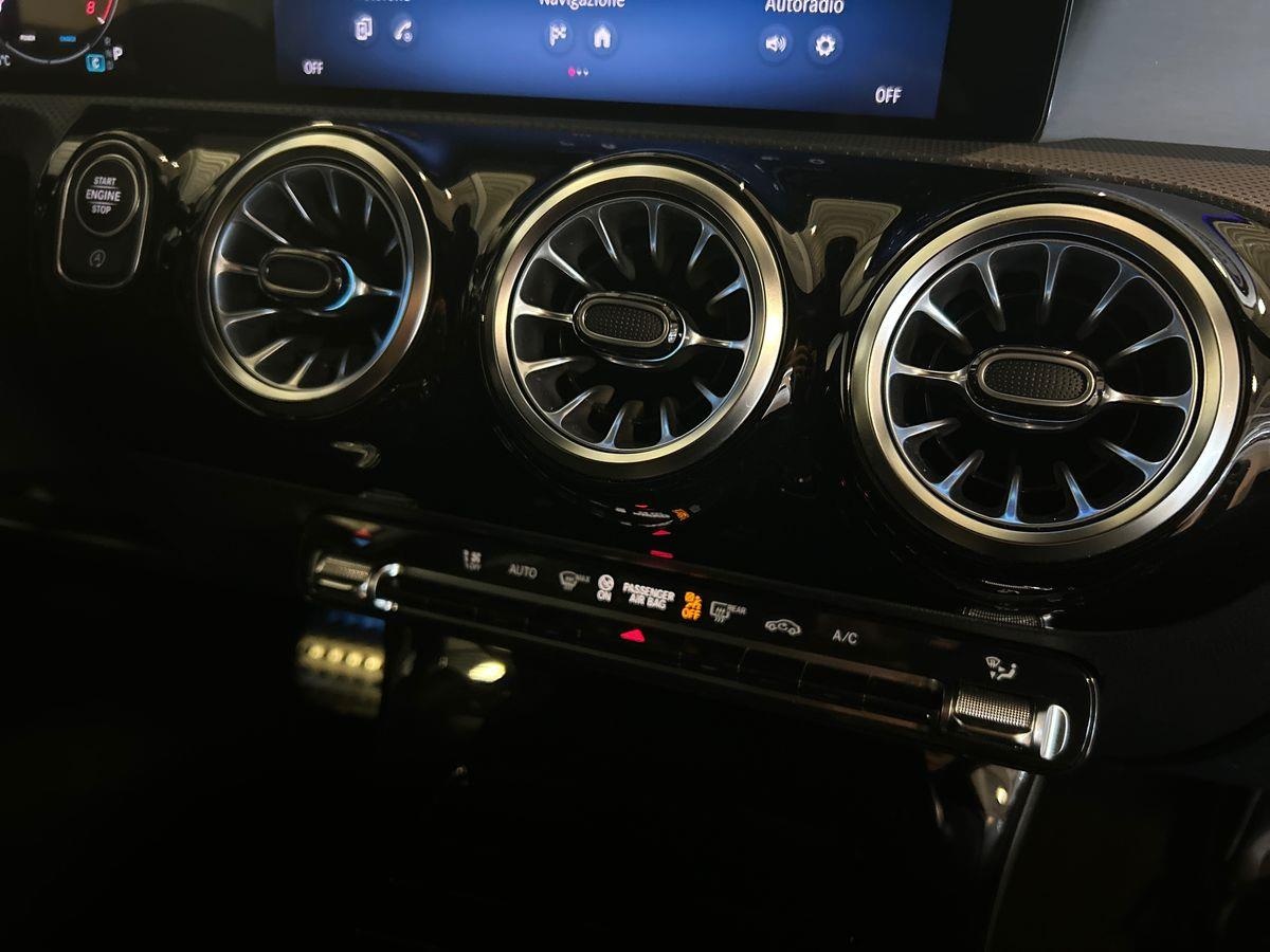 Mercedes Classe A Classe A 180 Advanced Plus AMG Line 7G-DCT - 14