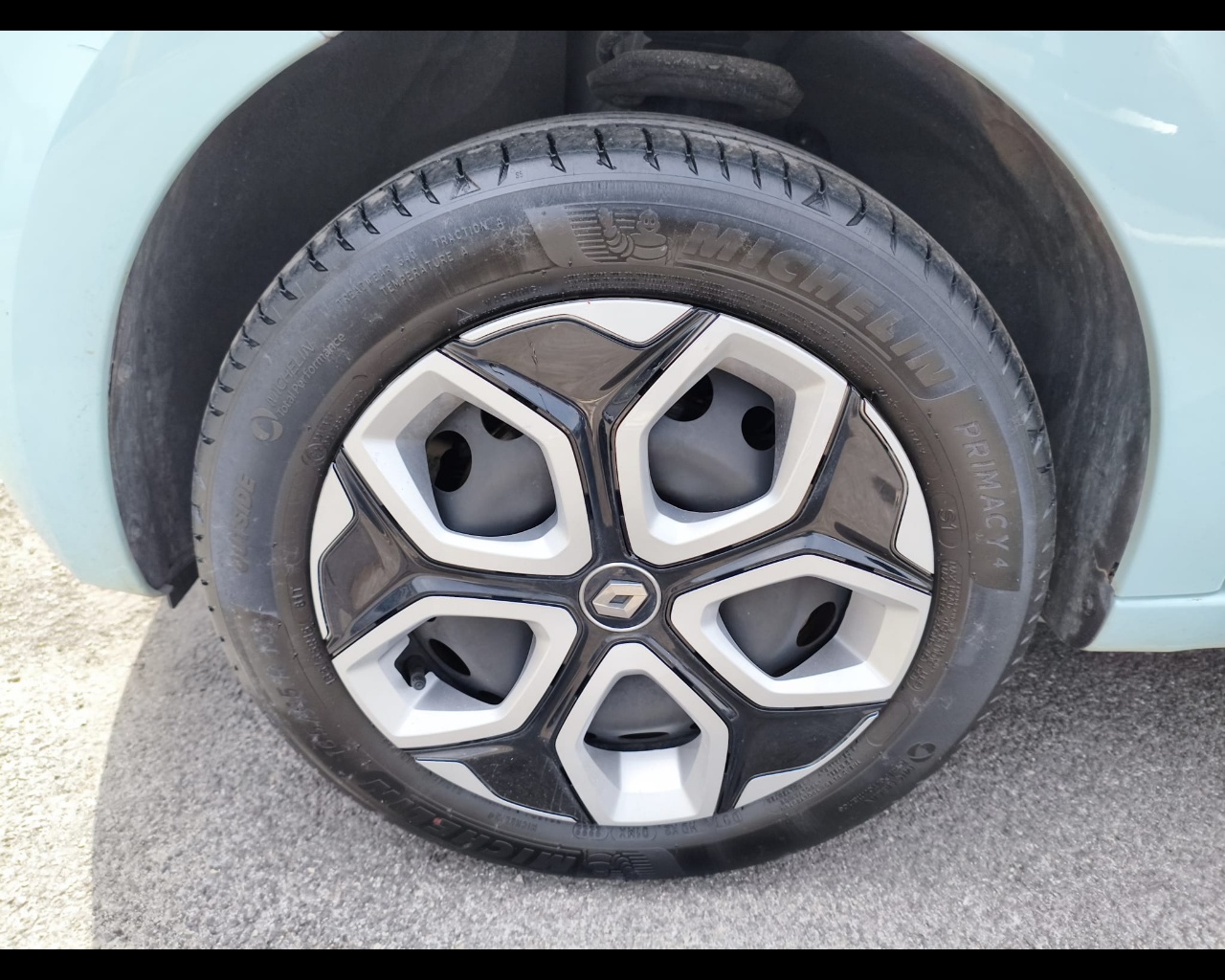 Foto RENAULT Twingo Equilibre 22kWh